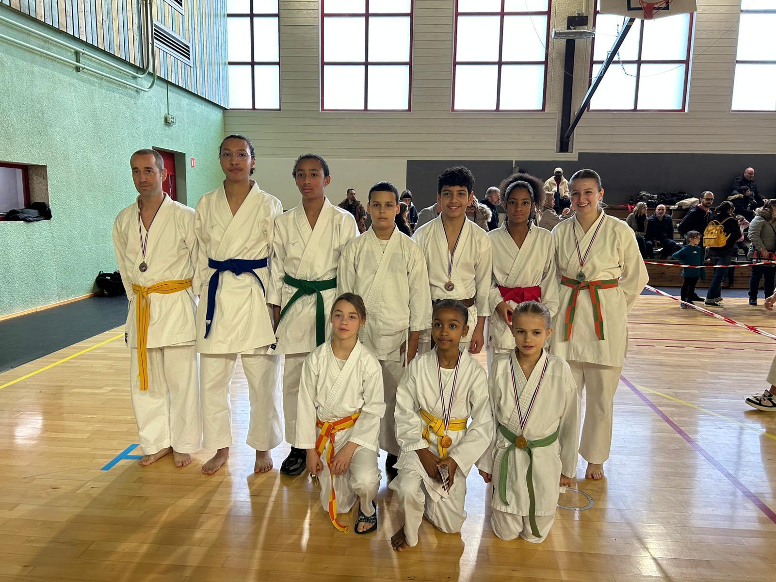 Participants à la coupe et au championnat départemental kata le 15 décembre 2024